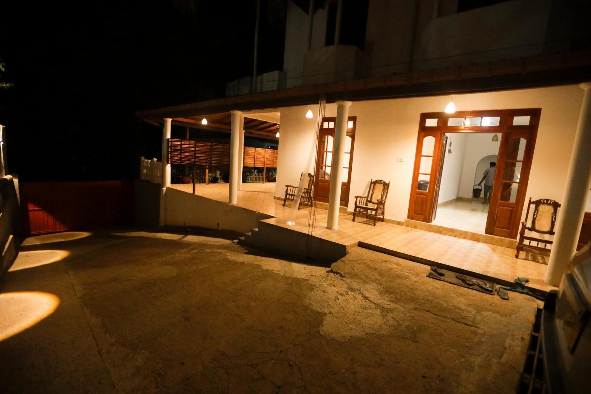 Stellar Inn Peradeniya Ngoại thất bức ảnh